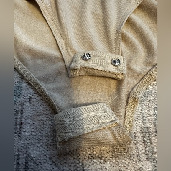 Satin green Bodysuit - Picture 4 of 4